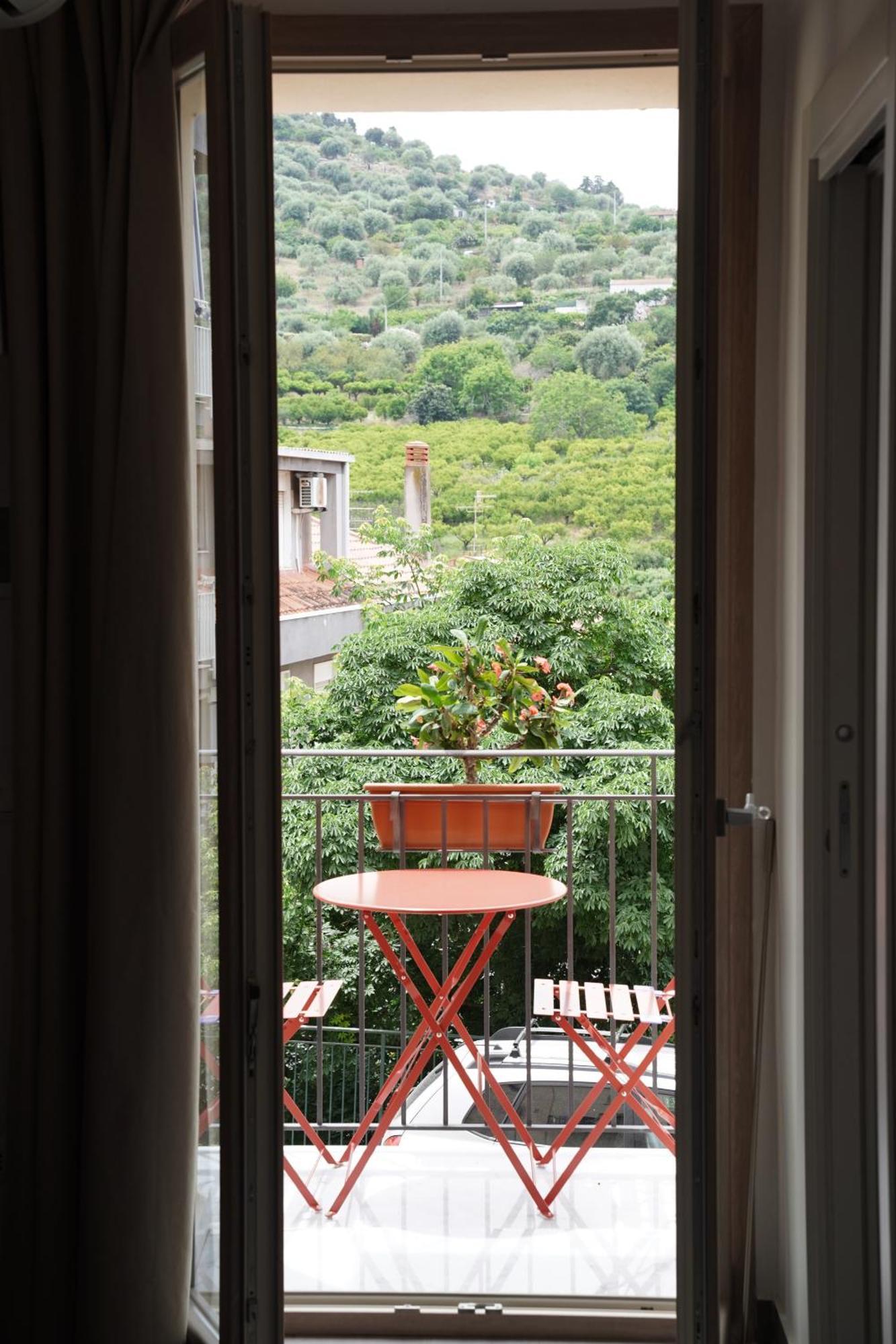 Ducas Rooms And Suite Lascari Extérieur photo