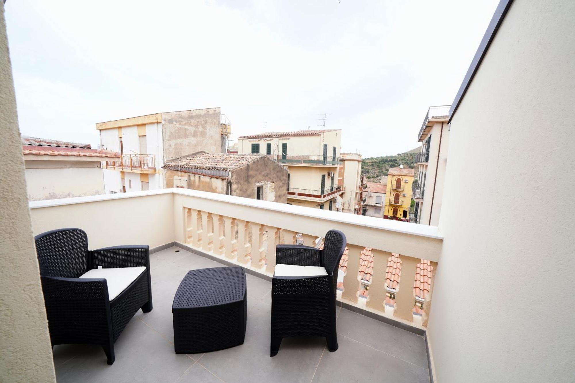 Ducas Rooms And Suite Lascari Extérieur photo