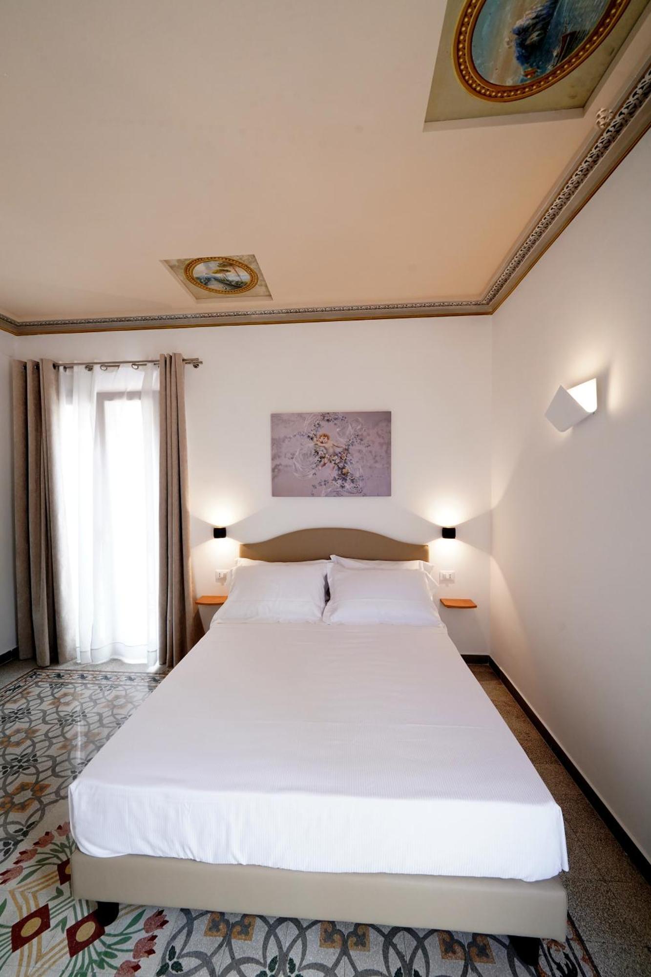 Ducas Rooms And Suite Lascari Extérieur photo