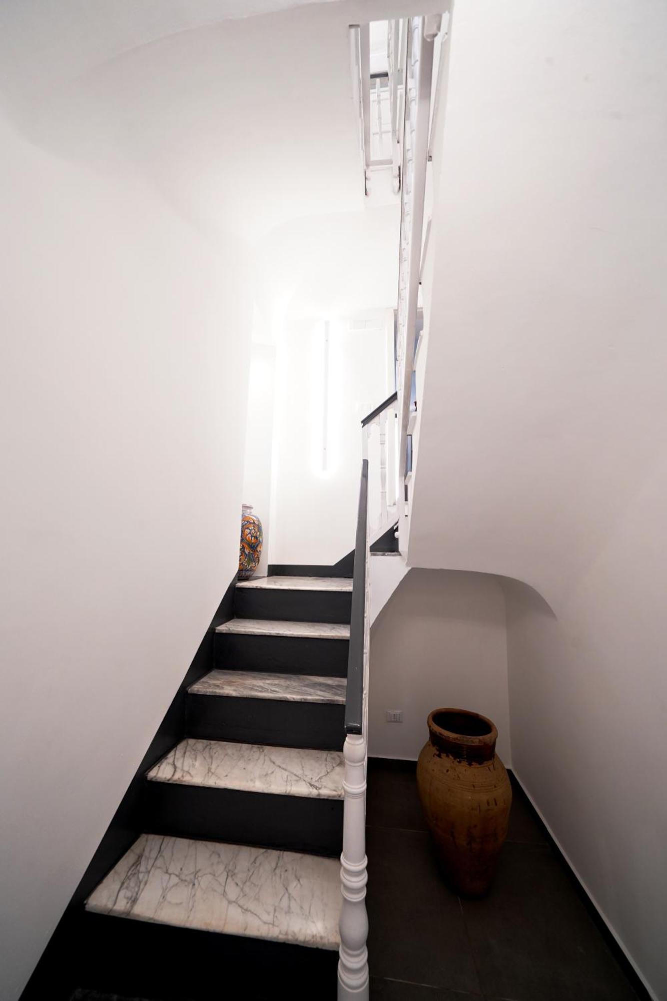Ducas Rooms And Suite Lascari Extérieur photo